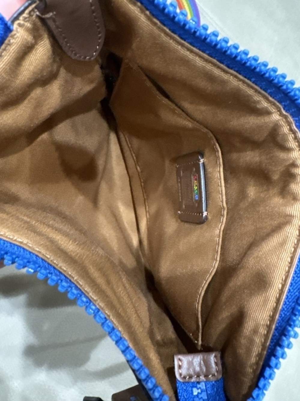 NWOT Coach🌈 Rainbow Signature Crossbody Bag - Multicolor - Picture 5 of 13